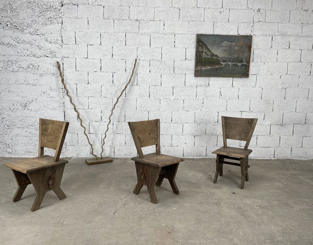 anciennes-chaises-art-populaire-primitives-brutaliste-chaises-montagnardes-deco-vintage-5francs-1