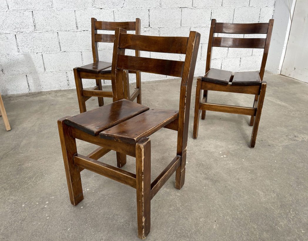 anciennes-chaises-design-charlotte-perriand-maison-regain-les-arcs-brutalistes-deco-vintage-design-vintage-5francs-5