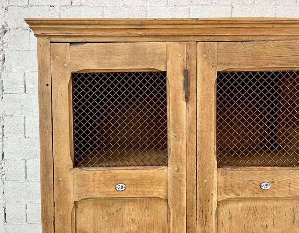 ancien-vestiaire-de-mineur-usine-bois-vintage-patine-mobilier-ancien-francs-6