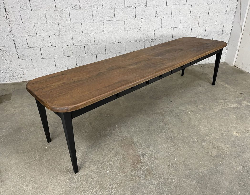 ancienne-table-de-ferme-cadre-noir-deco-boheme-chic-table-refectoire-vintage-5francs-10
