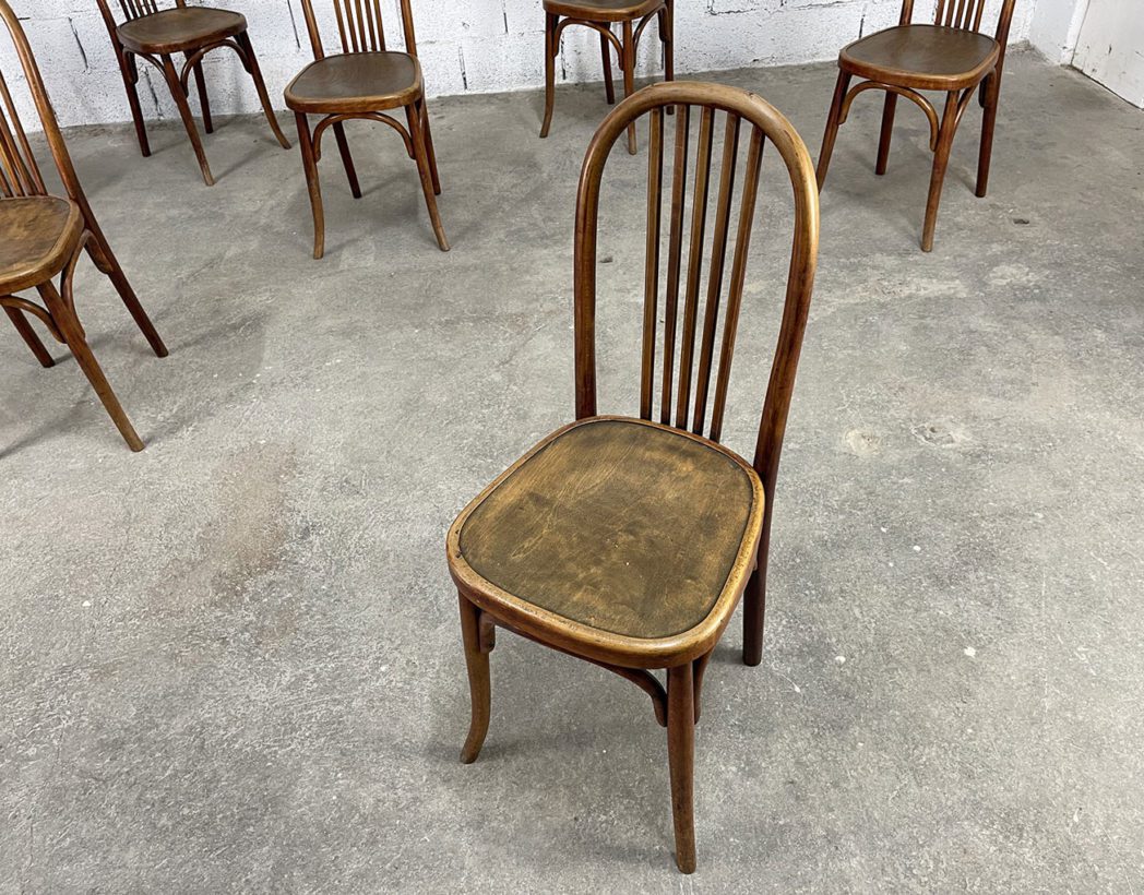 lot-anciennes-chaises-bistrot-brasserie-fischel-modele-196-vintage-5francs-3