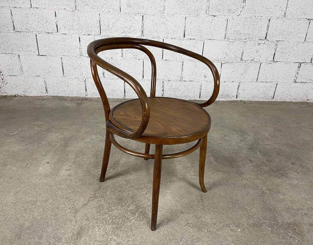 ancien-fauteuil-thonet-modele-209-le-corbusier-bois-courbe-vintage-5francs-8