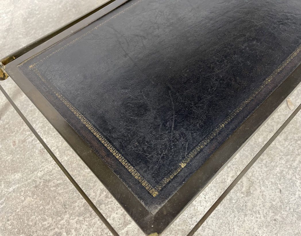 ancienne-table-esprit-maison-jansen-cuir-laiton-vintage-annees50-5francs-6