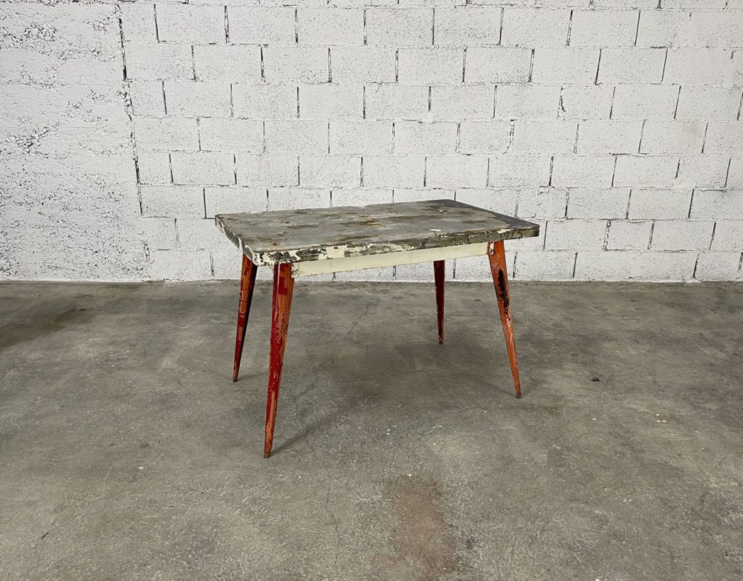 ancienne-table-bistrot-tolix-t55-pieds-compas-metal-design-industriel-mobilier-indus-xavier-pauchard-vintage-5francs-2