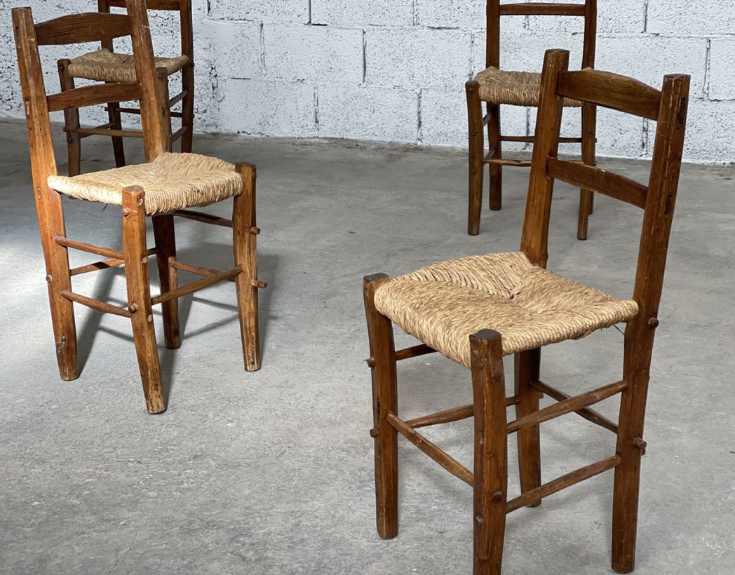serie-6-anciennes-chaises-primitives-art-pop-annees1900-bois-chene-paille-chaises-ferme-rustique-vintage-5francs-8