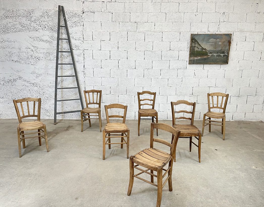 anciennes-chaises-bistrot-art-populaire-vintage-5francs-1