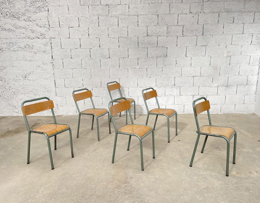 Série de six anciennes chaises d'école Mobiltube années 1950