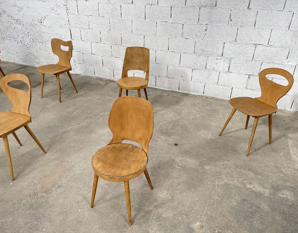 set-8-anciennes-chaises-bistrot-baumann-depareillees-sablees-mondor-pieds-compas-vintage-5francs-5