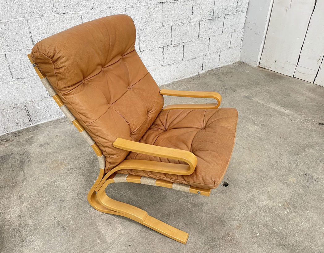 set-deux-fauteuils-vintage-hove-mobler-design-norvegien-hêtre-cuir-5francs-4
