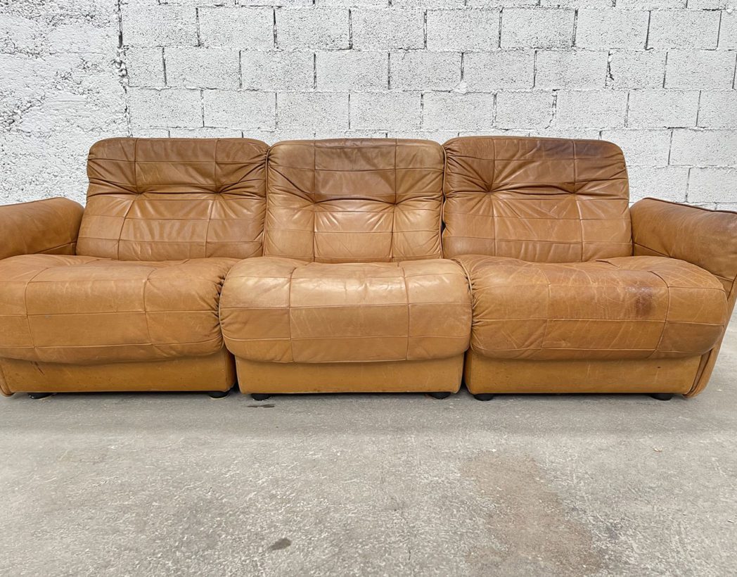 ancien-canape-fauteuil-en-cuir-cognac-modulable-vintage-5francs-8