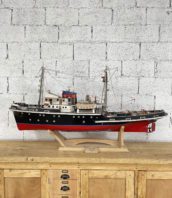 ancienne-maquette-bateau-jean-bart-vintage-5francs-1