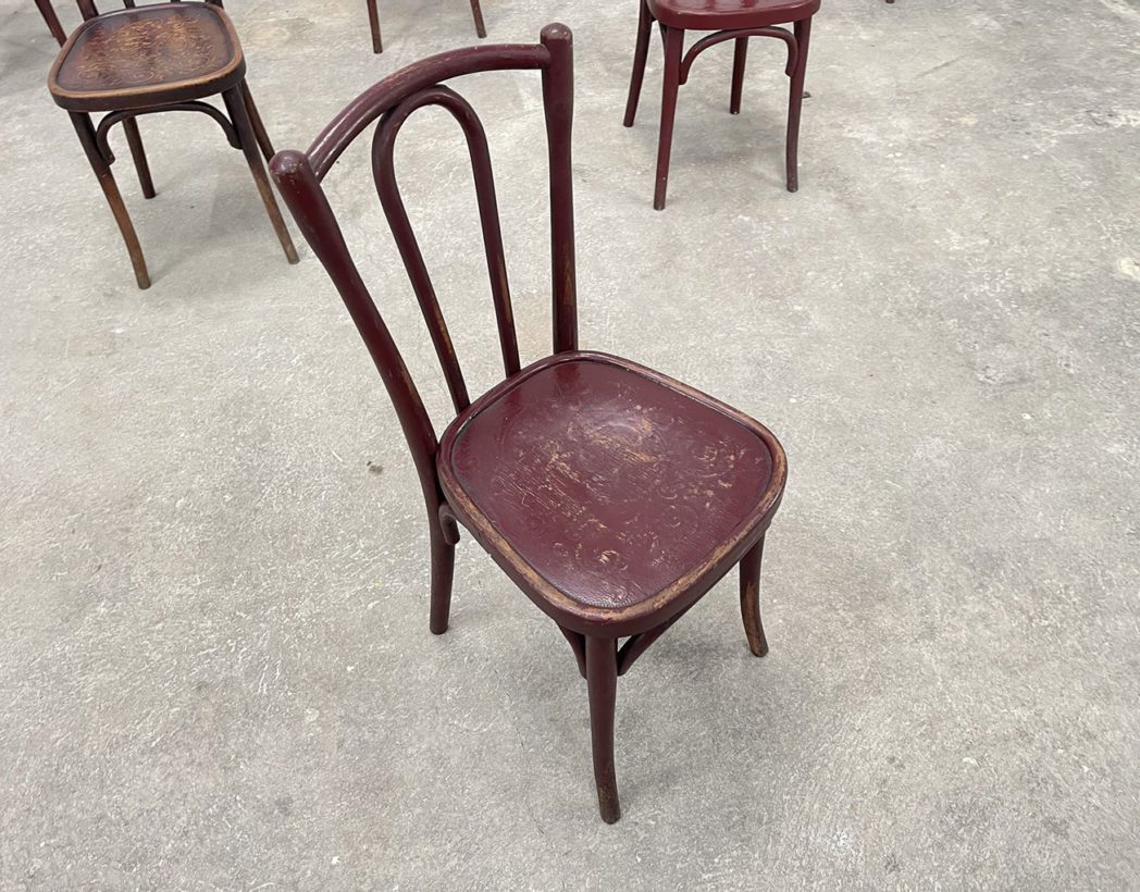 serie-22-chaises-bistrot-Luterma-baumann-bois-courbe-5francs-3