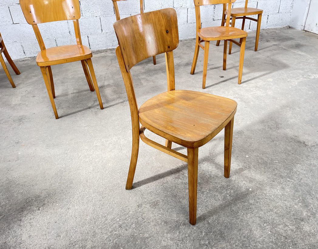 set-six-anciennes-chaises-de-bistrot-thonet-brasserie-vintage-5francs-3