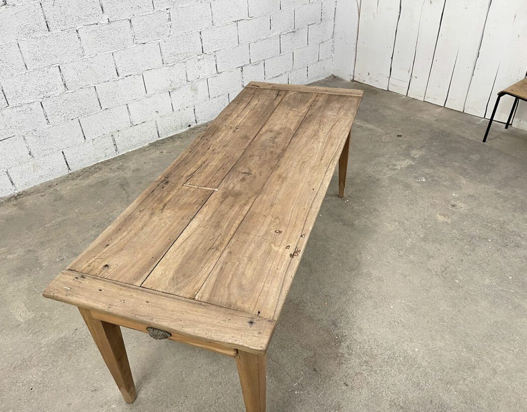 ancienne-table-de-ferme-table-manger-deco-boheme-vintage-designXX-mobilierXX-5francs-5