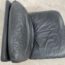 ancienne-chauffeuse-cuir-vintage-ligne-roset-5francs-6