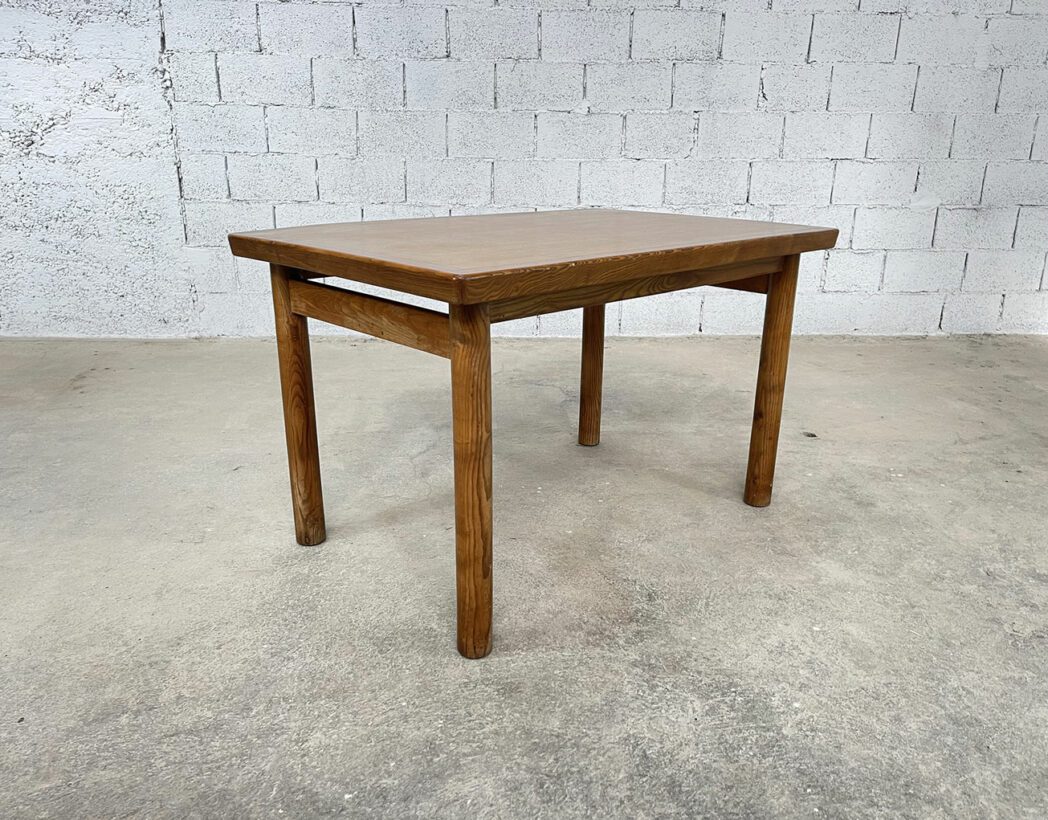 table-dordogne-charlotte-perriand-pin-design-xxeme-vintage-5francs-3