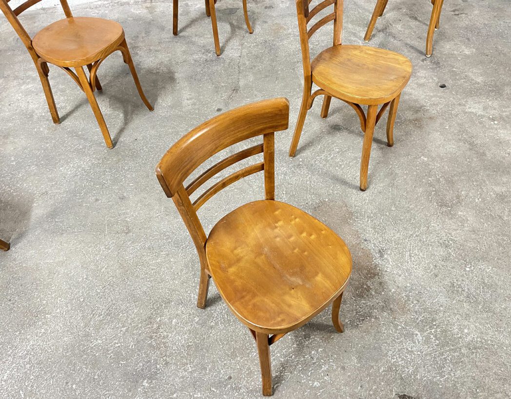 lot-14-anciennes-chaises-bistrot-brasserie-dossier-barreaux-baumann-vintage-5francs-5