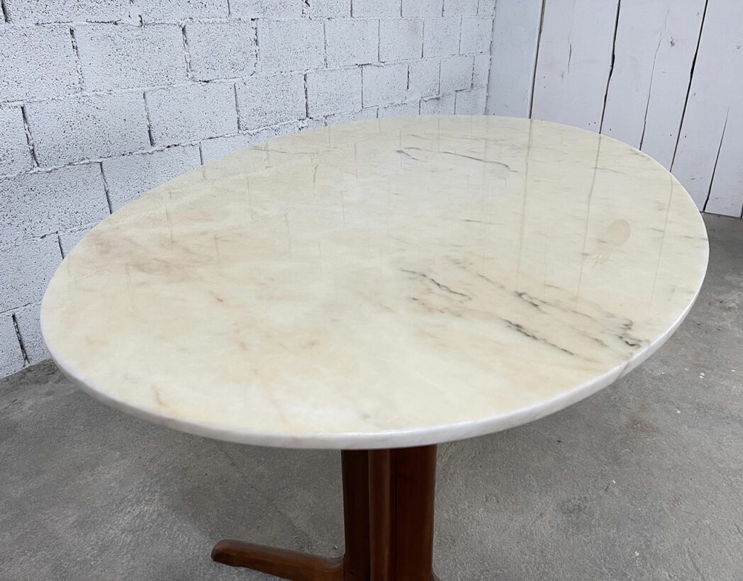 ancienne-table-à-manger-ovale-esprit-knoll-plateau-marbre-bois-mobilier-vintage-5francs-6