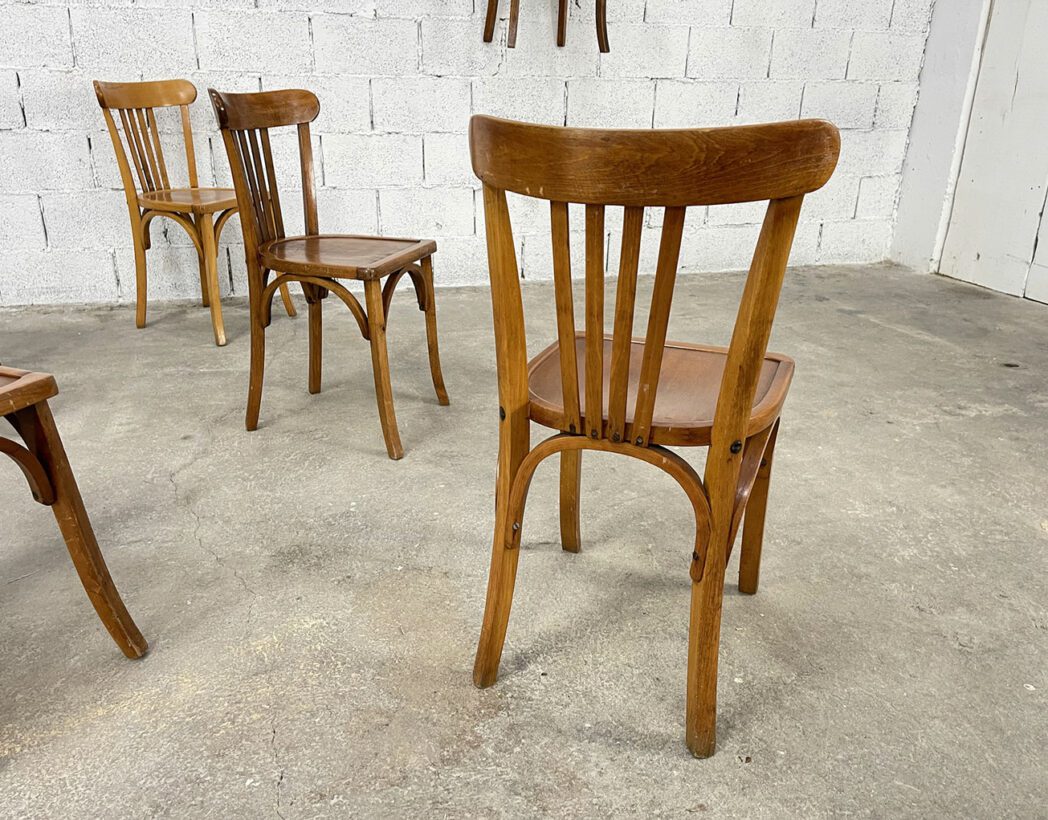 lot-20-anciennes-chaises-bistrot-brasserie-dossier-barreaux-baumann-vintage-5francs-5
