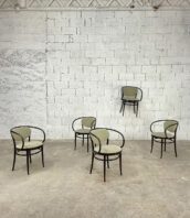 lot-anciens-fauteuils-chaises-thonet-modele-210-mobilier-vintage-5francs-1