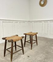 paire tabourets paille 1950 vintage retro 5Francs 1 1 172x198 - Anciens tabourets des années 1950