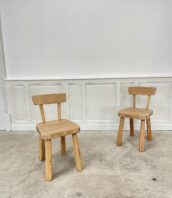 chaises bois brutalistes vintage andre small 1970 mobilier 5francs 1 172x198 - Chaises en orme André Small