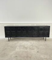 enfilade brutaliste vintage acajou mobilier Deloene 5francs 1 172x198 - Enfilade noire en acajou