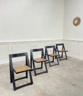 chaises pliantes vintage aldo jacober bazzani bois cannage 5francs 1 172x198 - Ensemble de chaises Aldo Jacober