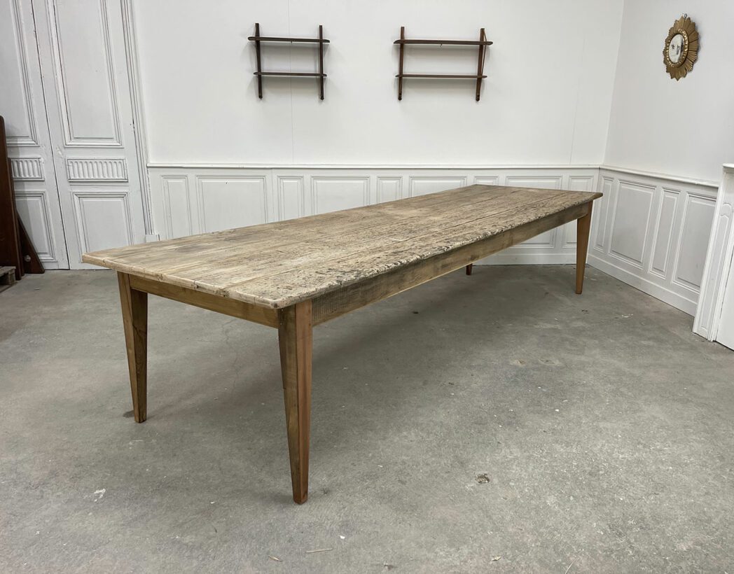 ancienne-table-de-ferme-en-sapin-chene-deco-rustiqe-deco-boheme-farmtable-vintage-5francs-2