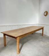 st moritz table travail bois vintage grande sapin 5Francs 2 172x198 - Ancienne table de travail en sapin 300cm modèle "St Moritz"