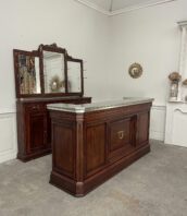 comptoir arriere bar vintage acajou annees 20 luxe rare mobilier vintage 5Francs 1 172x198 - Ensemble bar des années 1920 en acajou