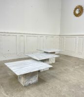tables gigognes vintage marbre 5francs 1 172x198 - Trois tables gigognes en marbre