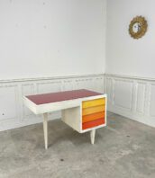 bureau colore vintage tripode 1960 5francs 1 172x198 - Bureau tripode coloré