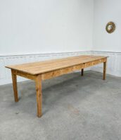table arles sapin vintage grande bois restauree 5Francs 1 172x198 - Table vintage Arles 300 cm